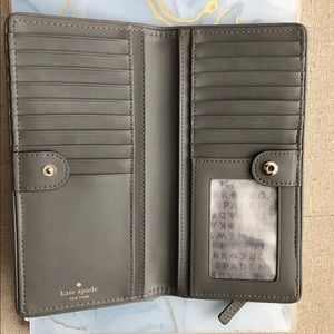 🌺Kate Spade ♠️ Gray Wallet 🌺